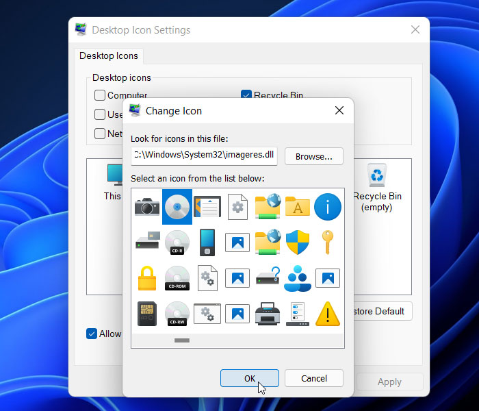 How do I change the Recycle Bin icon in Windows 11